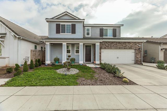 4148 Beverly Avenue, Clovis, CA 93619