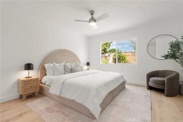 21731 Bryant, Canoga Park, CA 91304