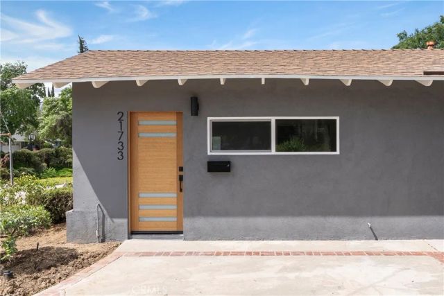 21731 Bryant, Canoga Park, CA 91304