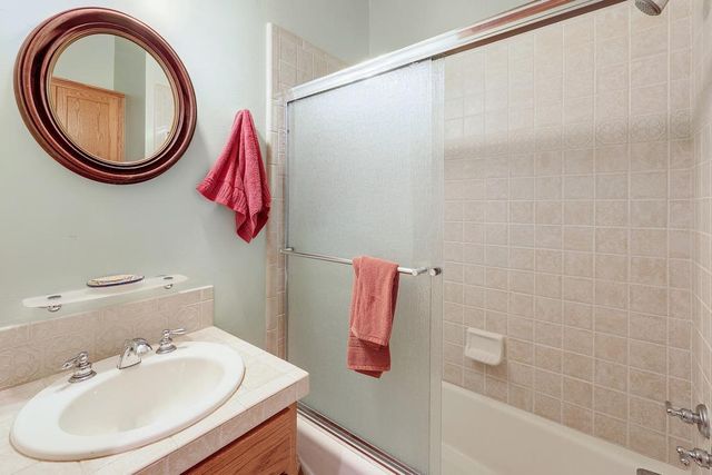 95 Augusta DR, Wimberley, TX 78676