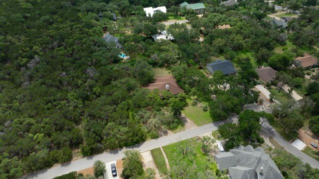 95 Augusta DR, Wimberley, TX 78676