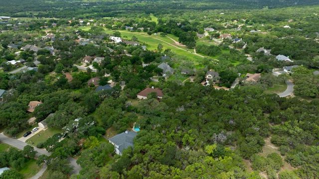95 Augusta DR, Wimberley, TX 78676