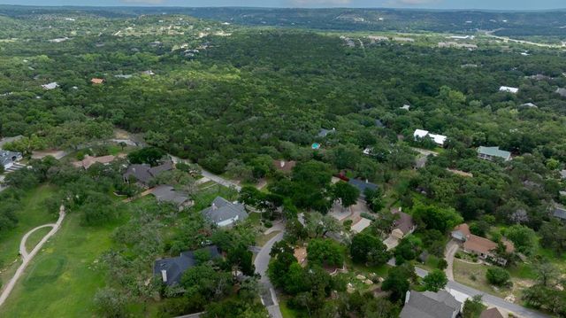 95 Augusta DR, Wimberley, TX 78676