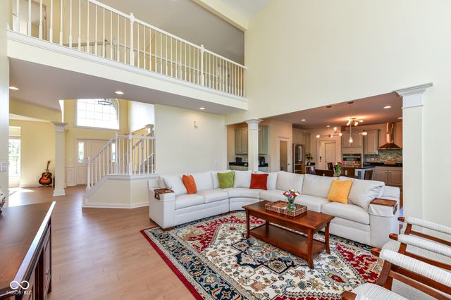 13845 Kickapoo Trail, Carmel, IN 46033
