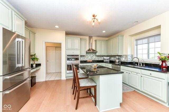 13845 Kickapoo Trail, Carmel, IN 46033