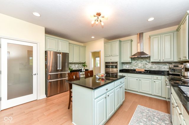 13845 Kickapoo Trail, Carmel, IN 46033