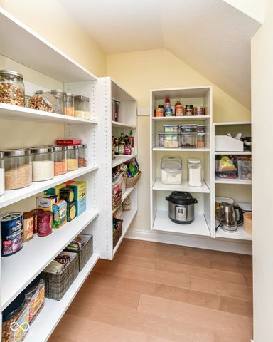 13845 Kickapoo Trail, Carmel, IN 46033