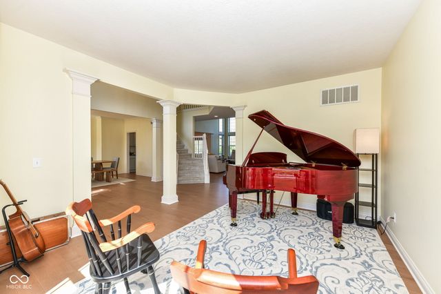 13845 Kickapoo Trail, Carmel, IN 46033