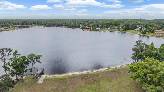 215 LAKE BRANT DRIVE, Lutz, FL 33548