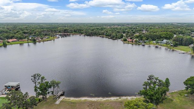 215 LAKE BRANT DRIVE, Lutz, FL 33548