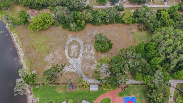 215 LAKE BRANT DRIVE, Lutz, FL 33548