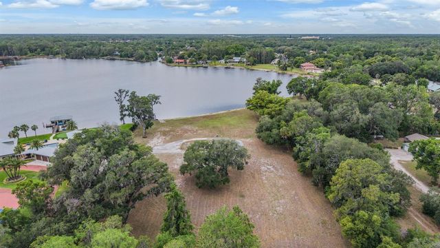 215 LAKE BRANT DRIVE, Lutz, FL 33548