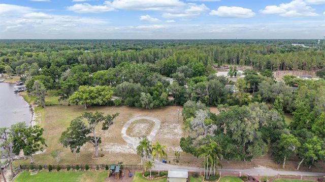 215 LAKE BRANT DRIVE, Lutz, FL 33548
