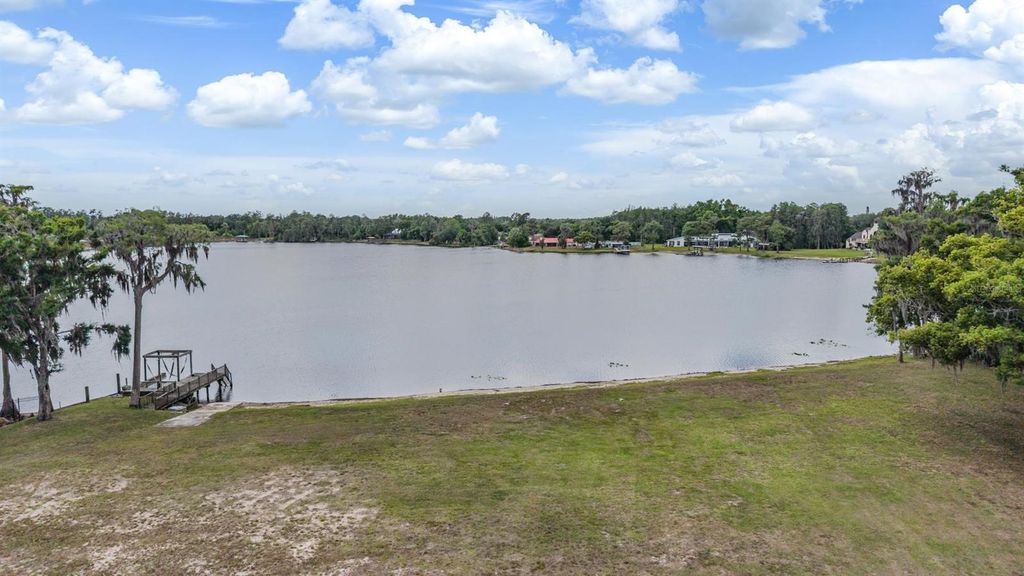 215 LAKE BRANT DRIVE, Lutz, FL 33548