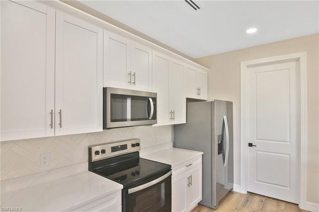 1406 NW 19th ST, Cape Coral, FL 33993