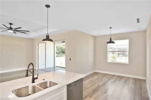 1406 NW 19th ST, Cape Coral, FL 33993