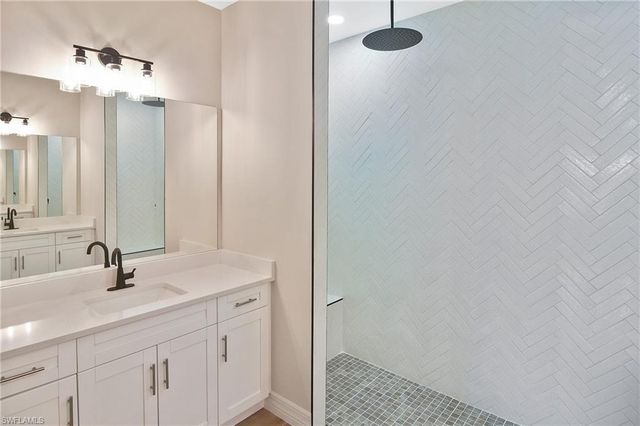 1406 NW 19th ST, Cape Coral, FL 33993