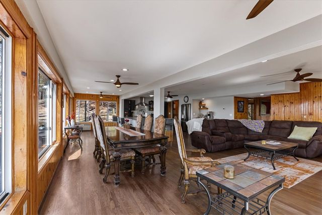 240 Point Mirage Road, Eureka Springs, AR 72631