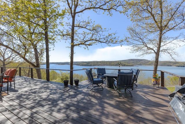 240 Point Mirage Road, Eureka Springs, AR 72631