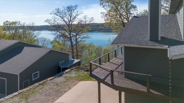 240 Point Mirage Road, Eureka Springs, AR 72631