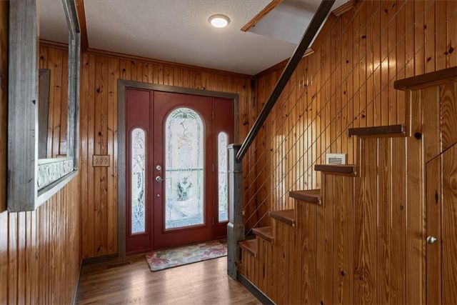 240 Point Mirage Road, Eureka Springs, AR 72631