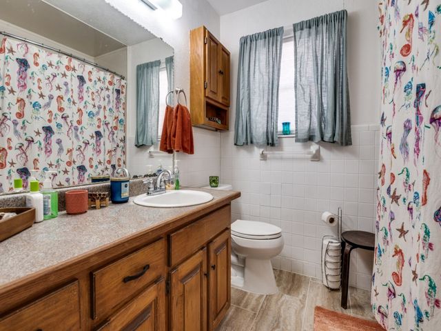 502 Martin Lane, Euless, TX 76040