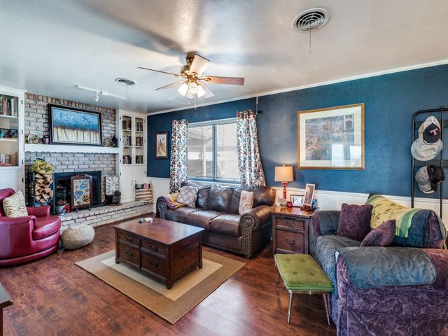 502 Martin Lane, Euless, TX 76040