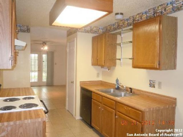 7706 Bayberry, San Antonio, TX 78240