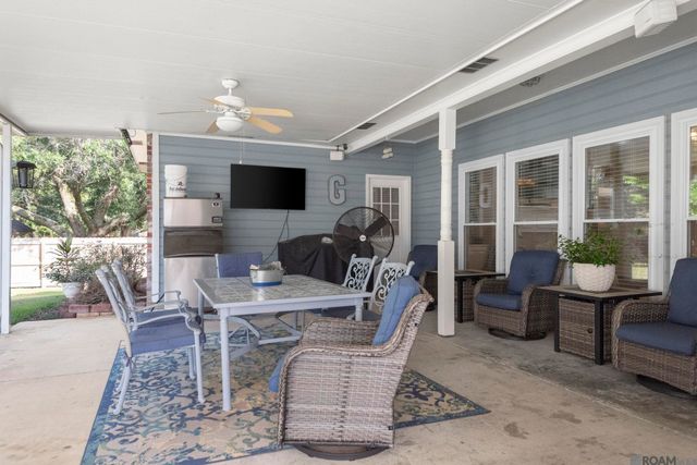 12074 W Milstead Pl, Baton Rouge, LA 70818
