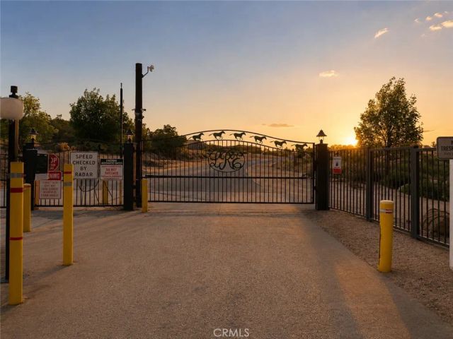 42913 rolling hills dr, Aguanga, CA 92536