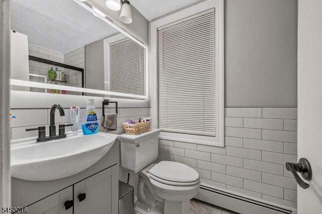 1457 52Nd St, North Bergen Twp., NJ 07047