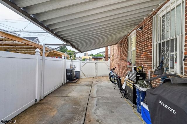 1457 52Nd St, North Bergen Twp., NJ 07047