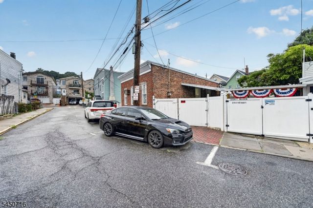 1457 52Nd St, North Bergen Twp., NJ 07047