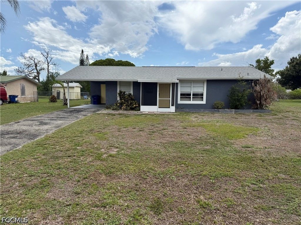 311 Schoolside DR, Lehigh Acres, FL 33936