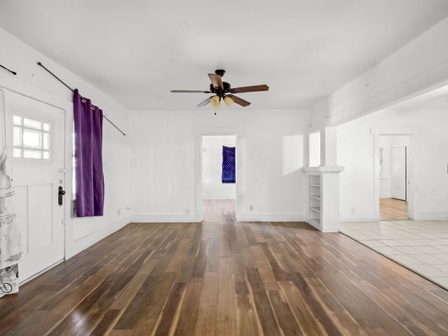 3957 E Verrue Avenue, Fresno, CA 93702