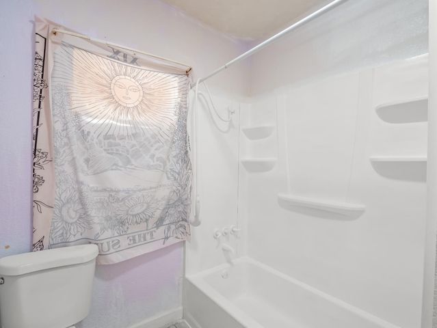 3957 E Verrue Avenue, Fresno, CA 93702