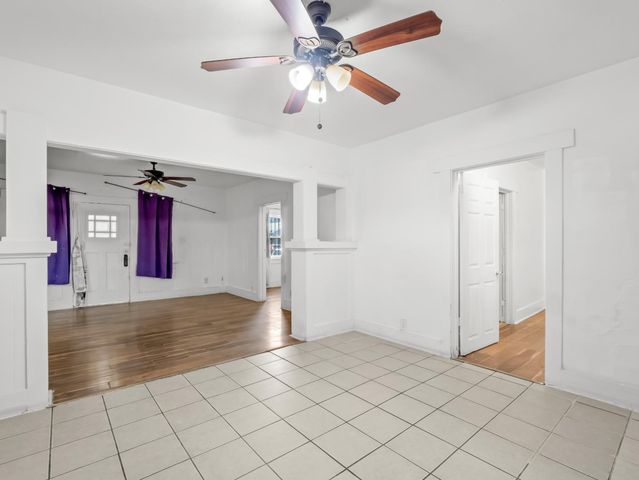 3957 E Verrue Avenue, Fresno, CA 93702