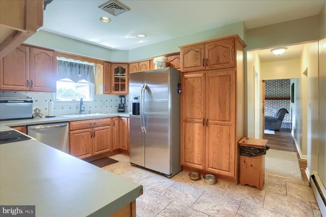 31 LAUREN LN, Halifax, PA 17032