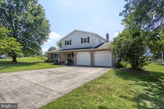 31 LAUREN LN, Halifax, PA 17032