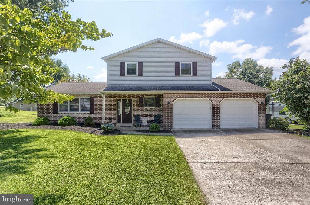 31 LAUREN LN, Halifax, PA 17032
