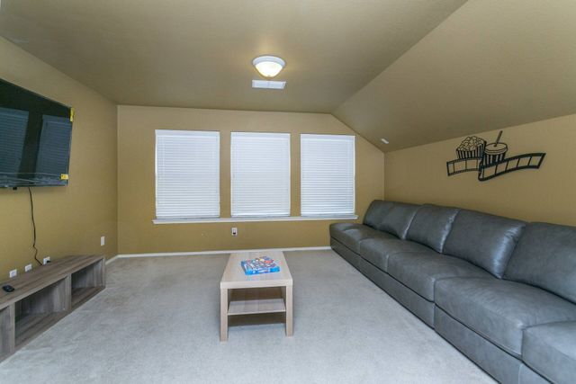 2615 Fox Creek Trail, Arlington, TX 76017