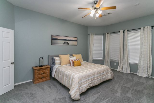 2615 Fox Creek Trail, Arlington, TX 76017