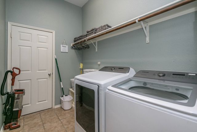 2615 Fox Creek Trail, Arlington, TX 76017