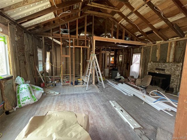 20 Jersey Road, Wurtsboro, NY 12790