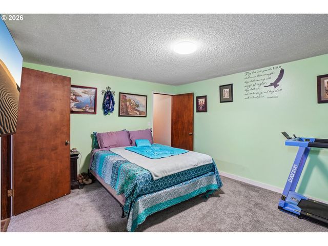 103 N 21ST Ave, Kelso, WA 98626