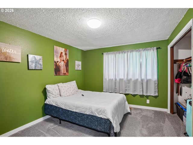 103 N 21ST Ave, Kelso, WA 98626