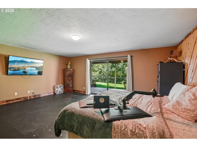 103 N 21ST Ave, Kelso, WA 98626