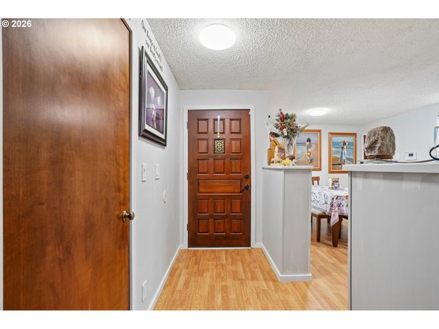 103 N 21ST Ave, Kelso, WA 98626