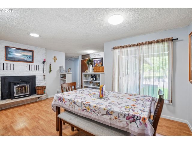 103 N 21ST Ave, Kelso, WA 98626