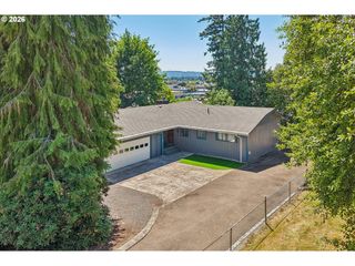 103 N 21ST Ave, Kelso, WA 98626